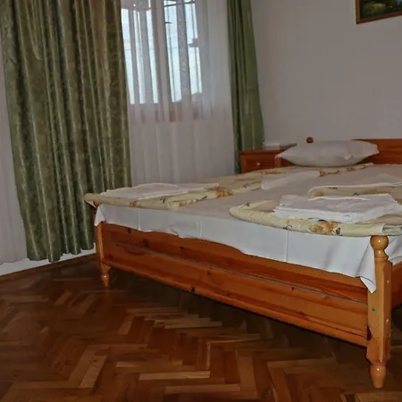 Kostadinovi 3* Ravda