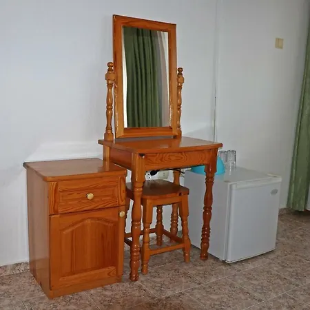 Guest house Kostadinovi 3*