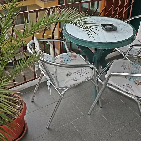 Guest house Kostadinovi Ravda