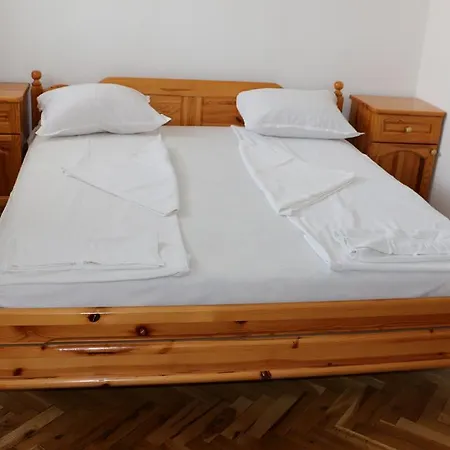 بيت ضيافة Kostadinovi