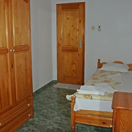 بيت ضيافة Kostadinovi